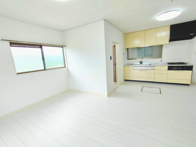 【居間・リビング】 | 北葛城郡上牧町服部台2丁目戸建