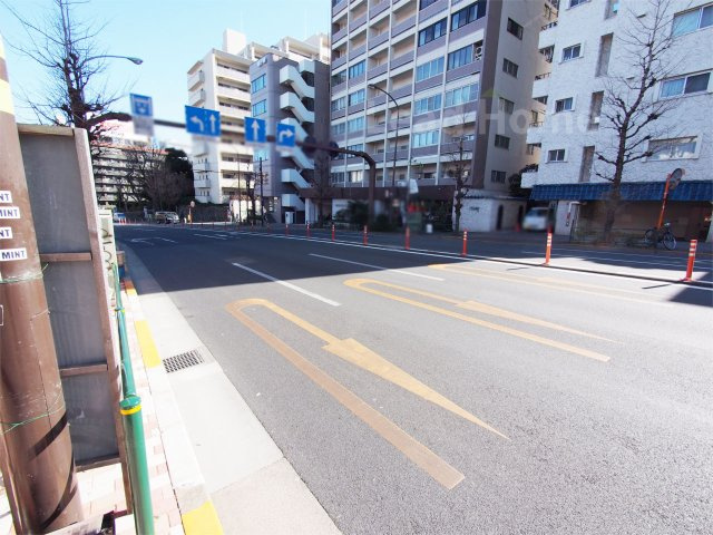 【その他】 | 目黒グランドマンション | 前面道路