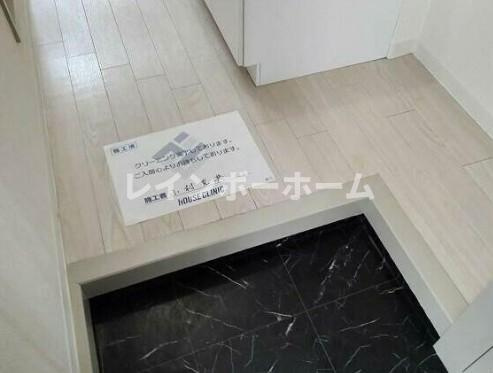ポルシェ成増の玄関