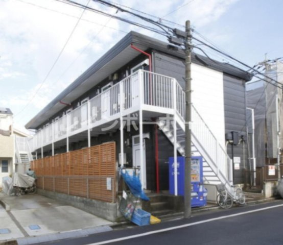 ポルシェ成増の外観