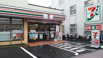 シェ・コトブキの周辺