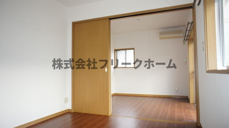 三鷹市井の頭１丁目のアパートの寝室