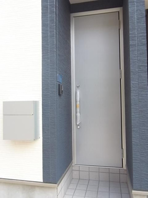 【玄関】