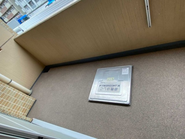 【バルコニー】プライマル三軒茶屋
