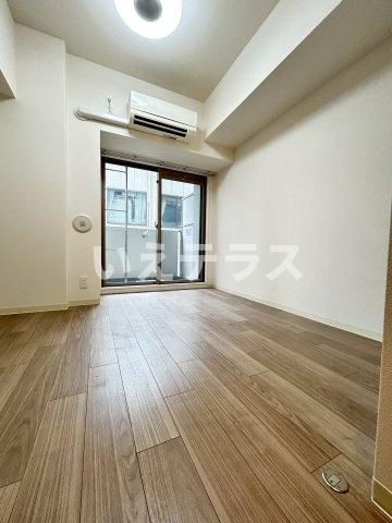 プレサンス兵庫駅前の居間・リビング