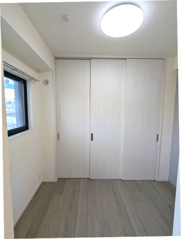 CREATIF秋葉原の設備|スライドドアを閉めた状態のDKです