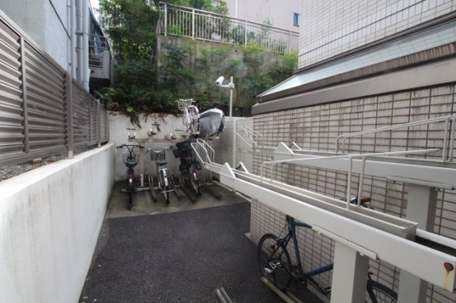 【バルコニー】