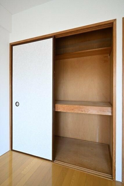 ペアシティ秀華一番館の収納