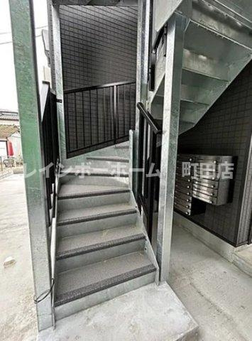 ノーステラス※初期費用分割後払いサービス利用可能物件のエントランス