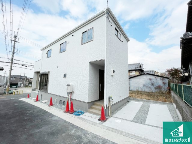 29日(土)30日(日)現地ご見学可能！　枚方市藤阪元町　限定1邸の外観|お客様に長く安心して住んでいだだける事にこだわった家づくり！住んでからのアフターサービスにもしっかりと取り組んでいます！