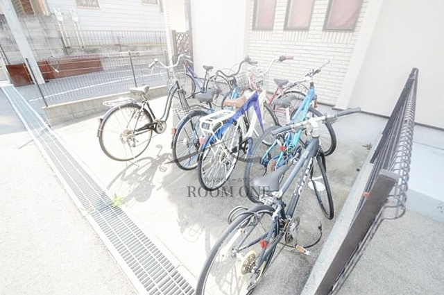 クレアトール瀬田のその他共用部分|駐輪スペースです。