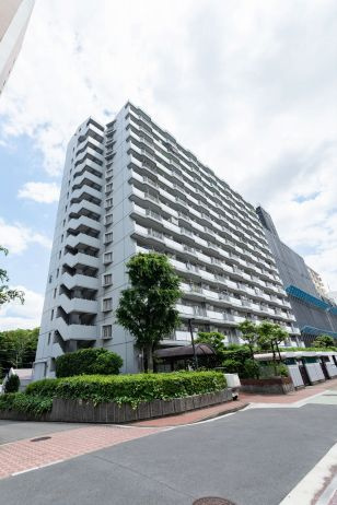 ■【Appearance】単に見た目や質感の良さだけではなく、建物の基礎や構造といった、目には見えにくい部分にもこだわります。住まいの本質の部分から、住み心地や安全性を見つめ直しました。
