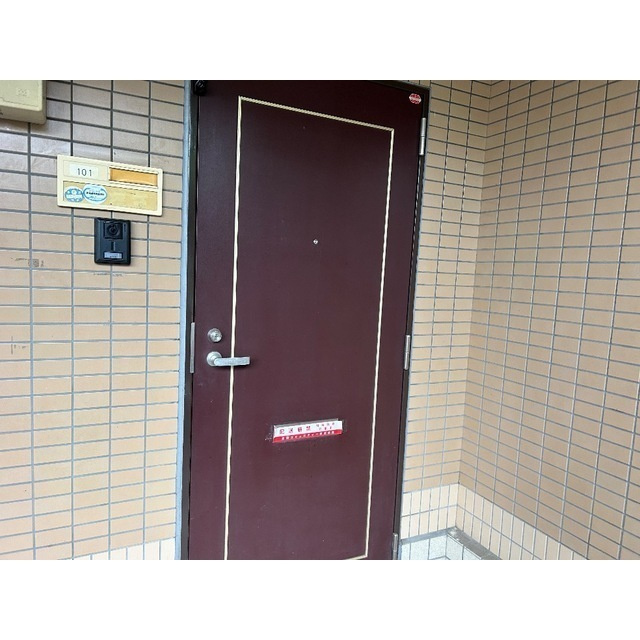 第7池田マンションの玄関|シンプルで使いやすい玄関です