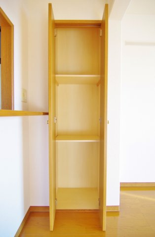 ランドロードUB棟の洋室|明るい洋室です