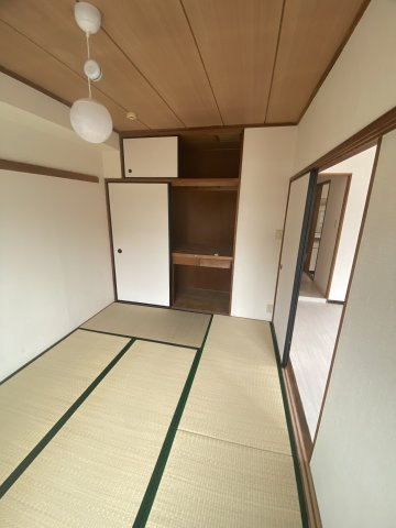 ブライトネス北鴻巣の和室
