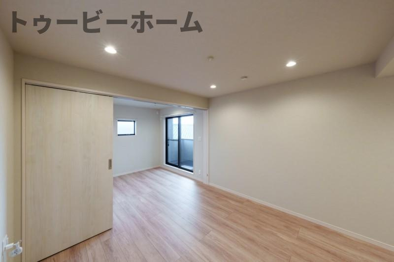 ルノン東所沢の居間・リビング|こちらのリビングで趣味の時間をお楽しみください