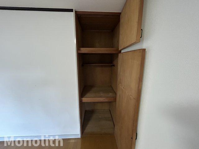 小田町戸建の収納