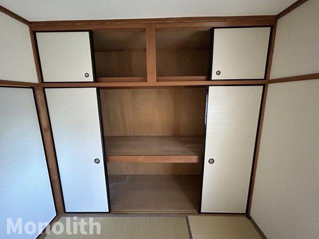 小田町戸建の収納