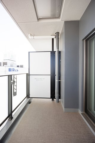 Ｌａ　Ｃｌａｉｒ南浦和のバルコニー|※写真は同タイプ住戸です。