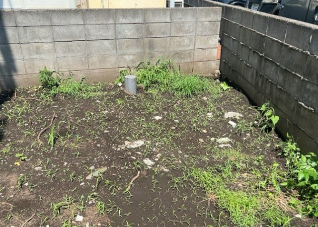 【設備】 | 敷地内には、散水栓や立水栓があります。水道水を直接利用できるため、水を運ぶ手間を省くことが出来ます。大量の水を必要とする洗車作業や清掃などに役立ちます。その他設備とあわせて、現地でご確認ください。