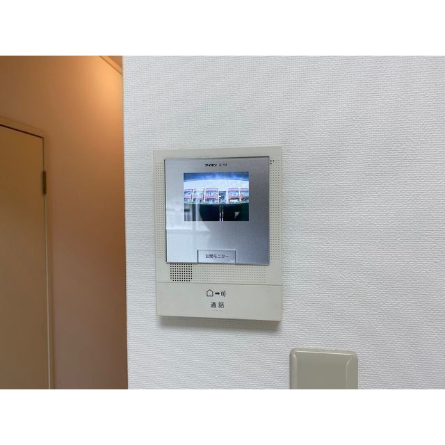 風見鶏グランドハイツⅡの内装|明るい色調の室内です