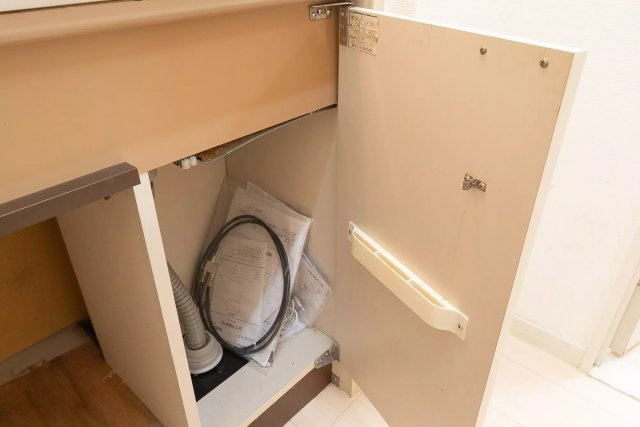 AP1439 ソレイユ川口 103の収納|小物を収納するのに便利です