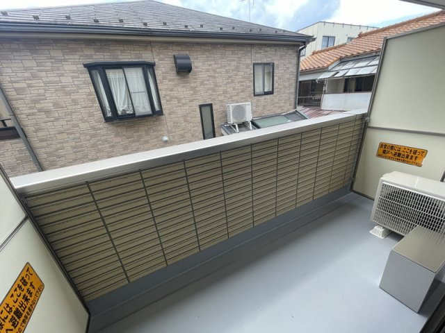 サンフレッシュ吉川のバルコニー|お洗濯にも便利なバルコニー付き