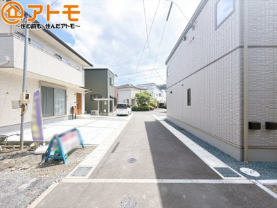 【前面道路含む現地写真】 | 葵区千代田二丁目7期　新築戸建　3号棟