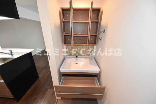 セレニテフラン本町
