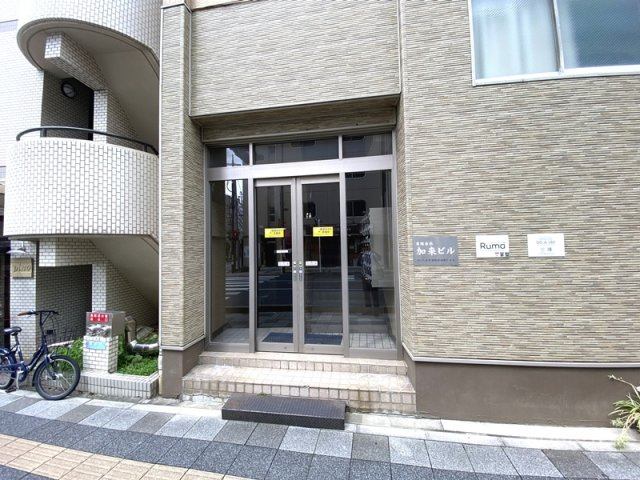 加来ビルのエントランス|建物入り口☆彡