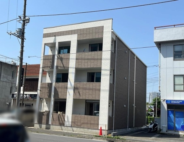 横浜市戸塚区平戸町のアパートの外観