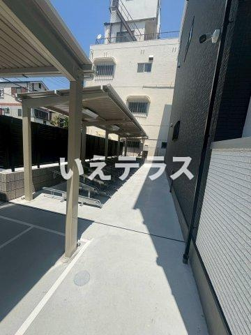 AXIA CITY 神戸松原の駐車場
