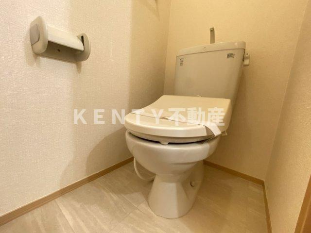 【トイレ】 | サンハウス中央 | ゆったりとした空間のトイレです