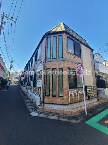 ジュネス中野坂上の外観