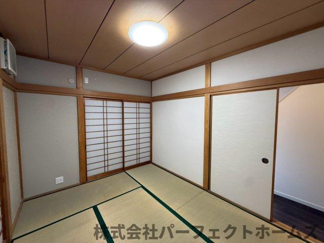 招提元町3丁目戸建の和室|和室です