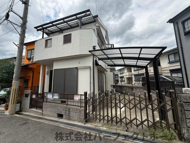 招提元町3丁目戸建の外観|外はこのようになっています