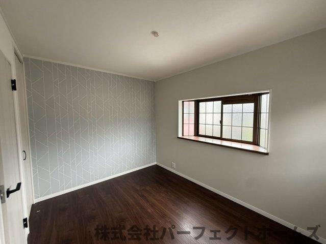 招提元町3丁目戸建の洋室|個人の部屋や寝室として使える洋室です