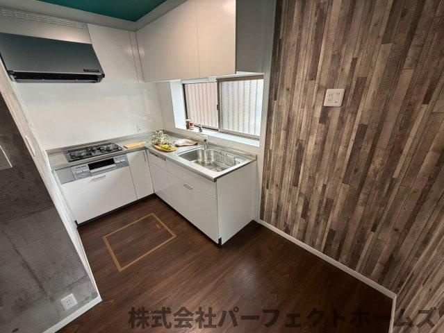 招提元町3丁目戸建のキッチン|キッチンでお料理をお楽しみください