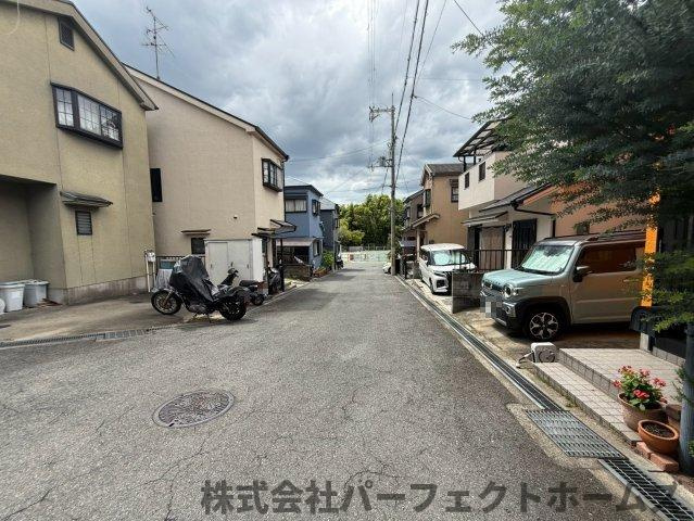 招提元町3丁目戸建の周辺