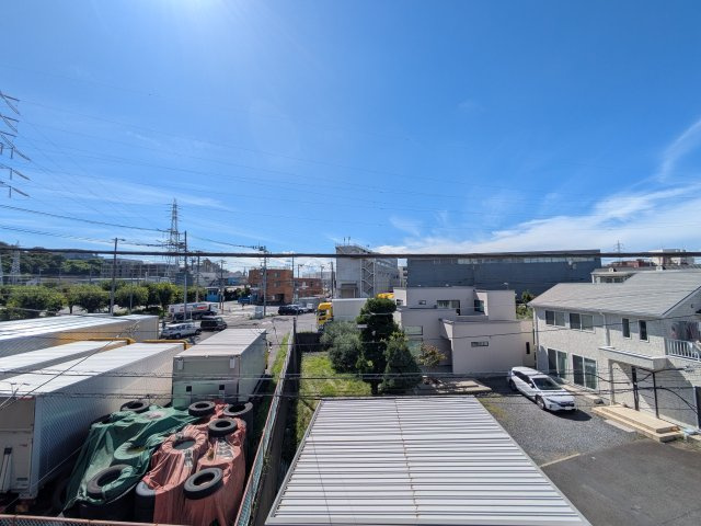 川崎市高津区久地３丁目中古戸建の展望|３階バルコニーからの眺望。前面に高い建物が無く、眺望も開けております。 