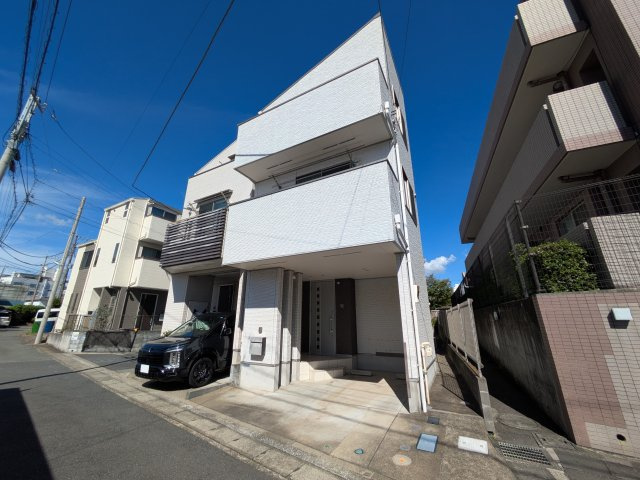 川崎市高津区久地３丁目中古戸建