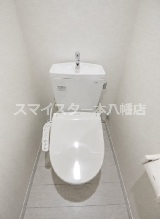 千葉市花見川区幕張本郷１丁目のアパートのトイレ
