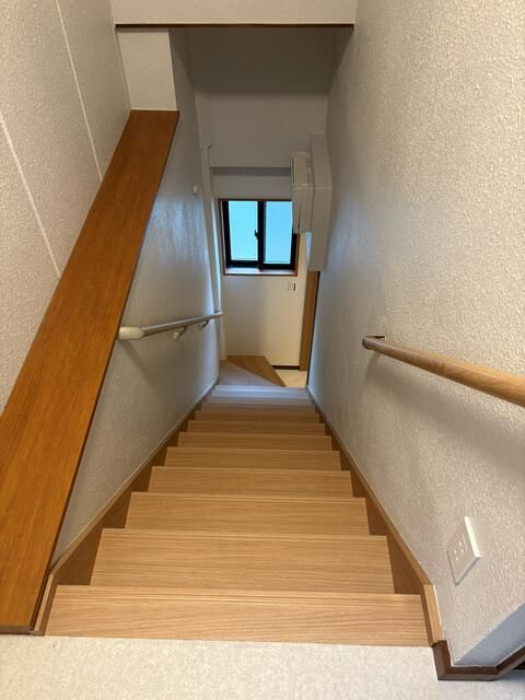 浅草５丁目戸建のその他|階段