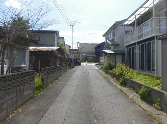 盛岡市前九年3丁目27-11