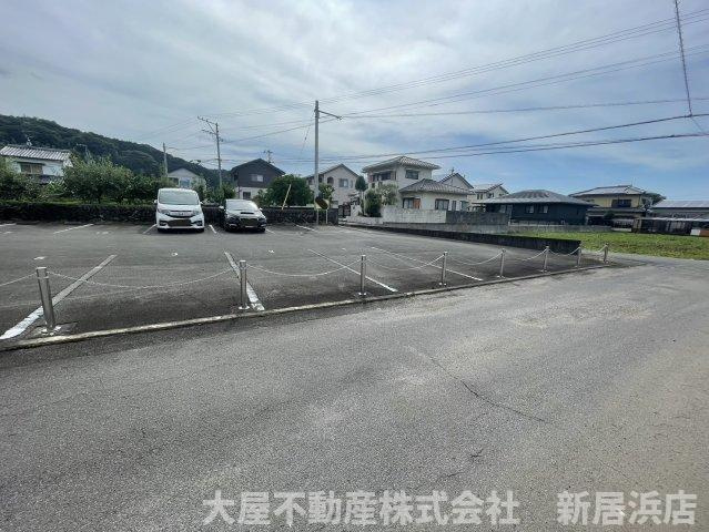 大生院土地　区画②の外観|角地特有の角部分からの開放感と採光により、明るく爽やかな暮らしを叶えます。