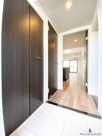 LiveFlat吹上の玄関