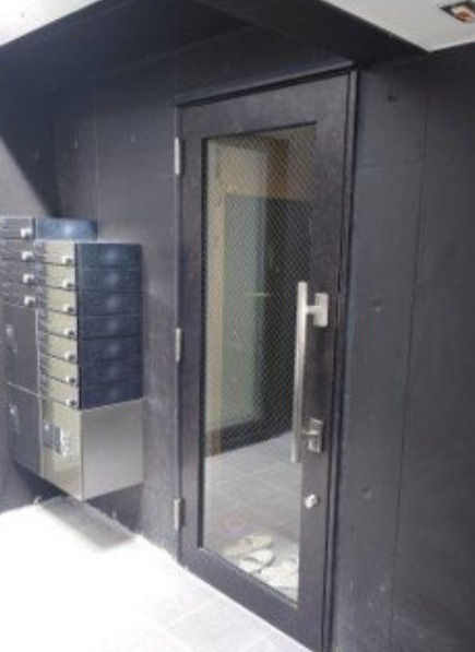 ＰＲＡＤＯ赤羽のエントランス