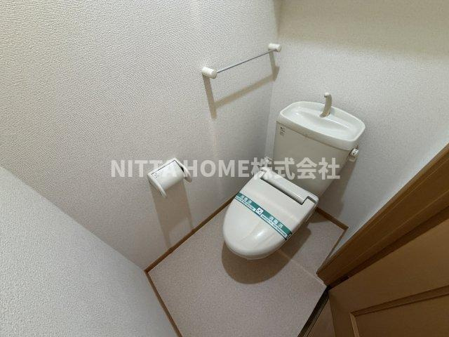 カルムコリーヌのトイレ|暖房便座付トイレです〇