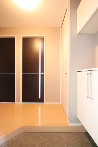 【玄関】 | テキューロ　クアトロ