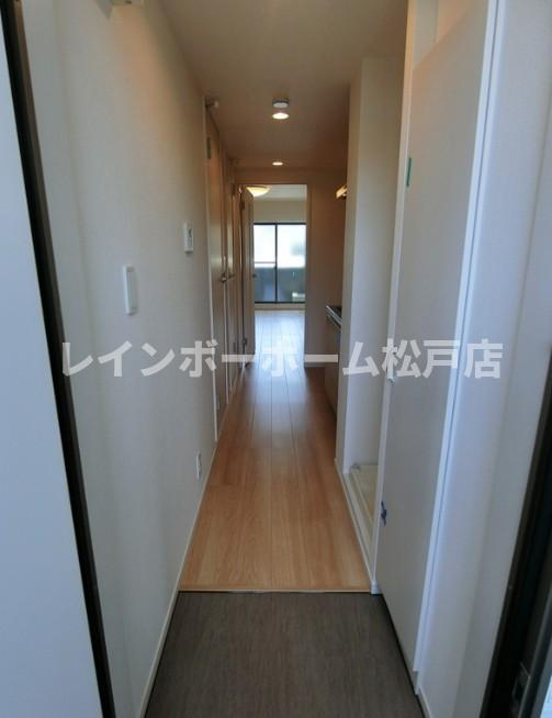 グレイス馬橋の玄関|シンプルで使いやすい玄関です